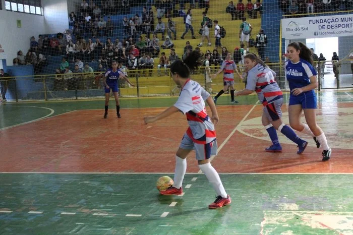 Jogos Escolares 15 a 17 anos vai ter mais de 100 jogos em Rio do Sul