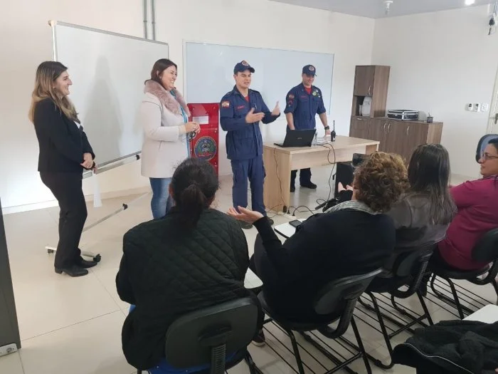 Secretaria de Educação de Ituporanga oferece palestras de primeiros socorros