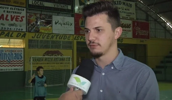 Alunos de escolinha fizeram excursão a Arena da Baixada