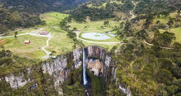 Seduc realiza viagem pedagógica para cerca de 40 estudantes em Rio do Sul