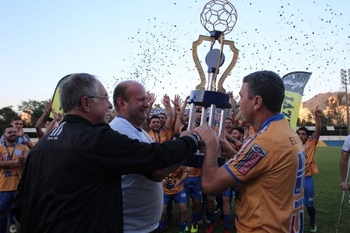 Nos pênaltis, Milan conquista o Municipal de Futebol de Rio do Sul