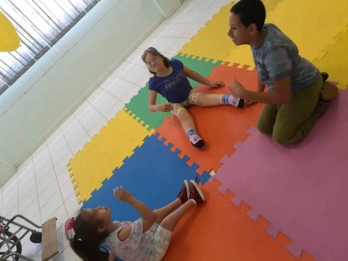 Escola Ella Kurth inicia aulas de educação física adaptada