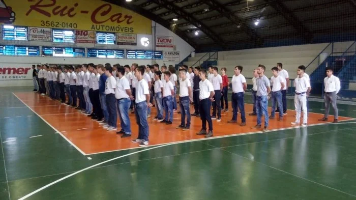 Nascidos em 2001 precisam retirar a guia da Dispensa da Incorporação Militar