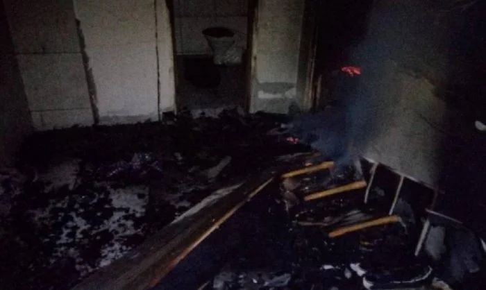 Casal de Agronômica precisa de ajuda da comunidade para reconstruir a casa