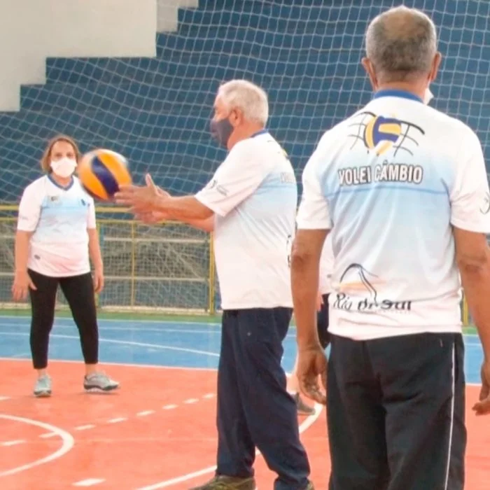 Vôlei câmbio movimenta idosos de Rio do Sul!